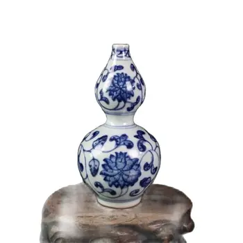 Kínai Régi Porcelán Kék-Fehér Váza A Lotus Minta