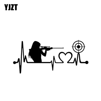 YJZT 16.5*7.4 CM Érdekes Fegyver Lány Szívverése céllövészet Szerelem Autó Matrica Dekoráció Vinil-C12-0362