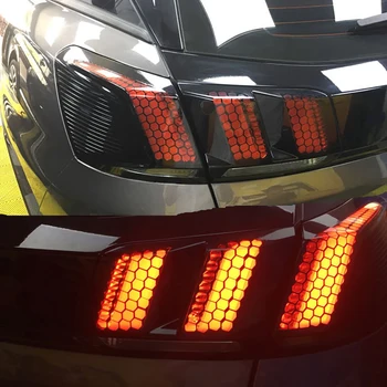 Alkalmas a Peugeot 3008 4008 5008 Módosítás Különleges Mustang hátsó lámpája Matrica Honeycomb Lámpa Matrica Film