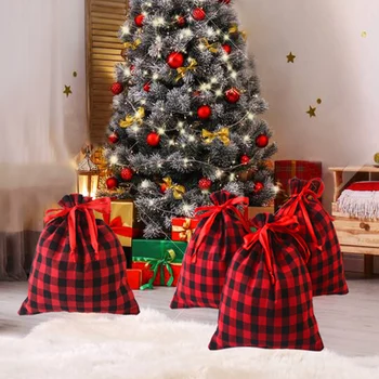 5db 30*25cm Karácsonyi ajándék zsák összehúzható szövet karácsonyi harisnya táska karácsonyi dekoráció piros kockás ajándék táska, édességek
